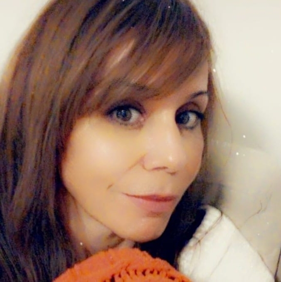 Lucia Ibarra - Poshmark Profile Picture of Lucia Ibarra (@luciaibarra) on Poshmark