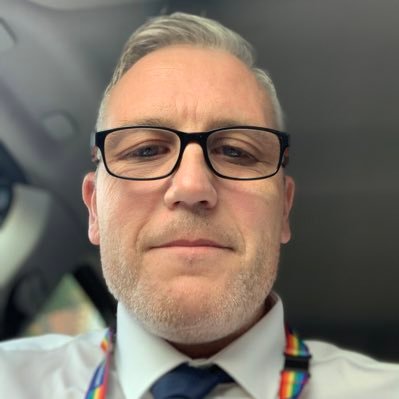 Profile Picture of Richard Hopper (@rickhoppy) on Twitter