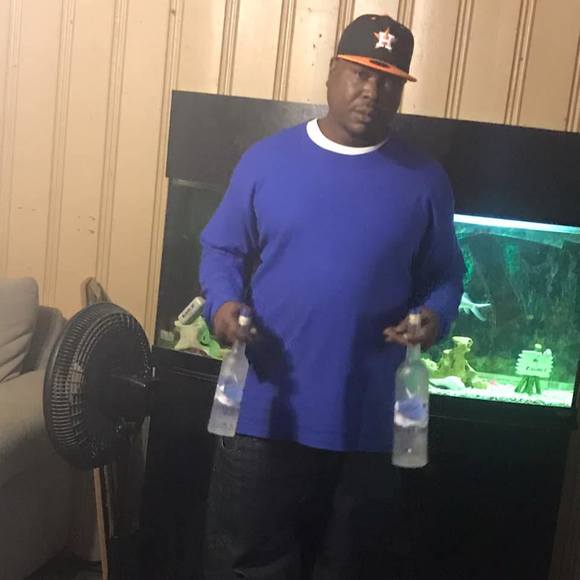 Profile Picture of Chris Eddings (@cje4370) on Poshmark