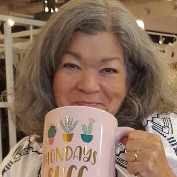 Profile Picture of Linda Bleckmann (@lbleckmann04) on Poshmark