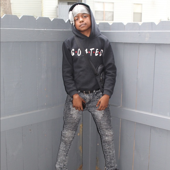 Profile Picture of Kaleb Hines (@thaplugkaleb) on Poshmark