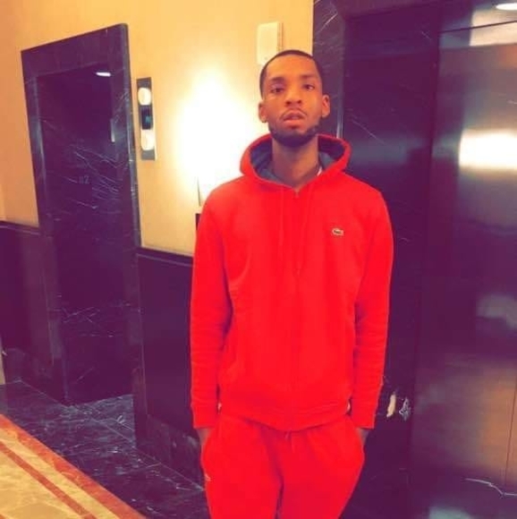 Profile Picture of Cedric Curry (@cjcurry1475) on Poshmark