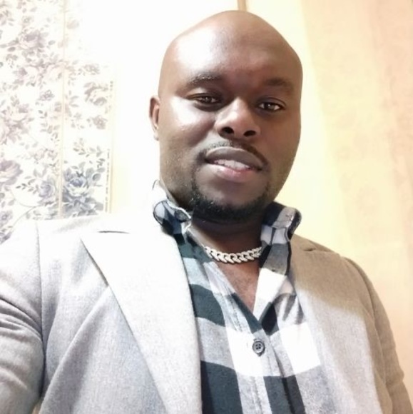 Profile Picture of Guy Lambert (@guy_lambert) on Poshmark