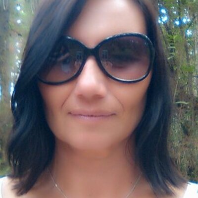 Profile Picture of Jennifer Peek (@JVP13) on Twitter