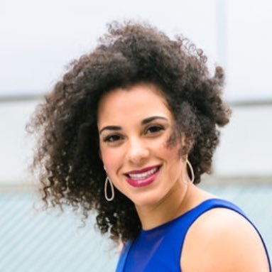 Profile Picture of Danielle Mitchell (@mrs_mitchell6) on Twitter