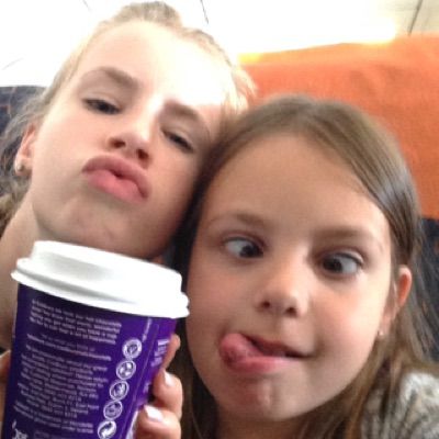 Profile Picture of Lola Sinclair (@musicallylola09) on Tiktok