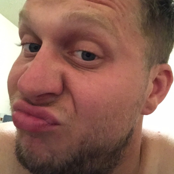 Profile Picture of Adam Mastronunzio (@amastronunzio) on Poshmark