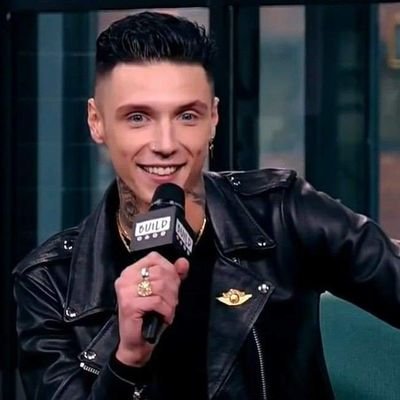 Profile Picture of Janet Purdy Sixx De Biersack (@SixxJanet) on Twitter