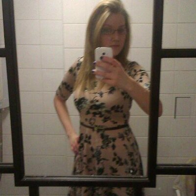 Profile Picture of Helen Farrar (@helenfarrar99) on Twitter