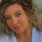 Profile Picture of Whitney Lowe (@_whitneyelizabeth) on Instagram