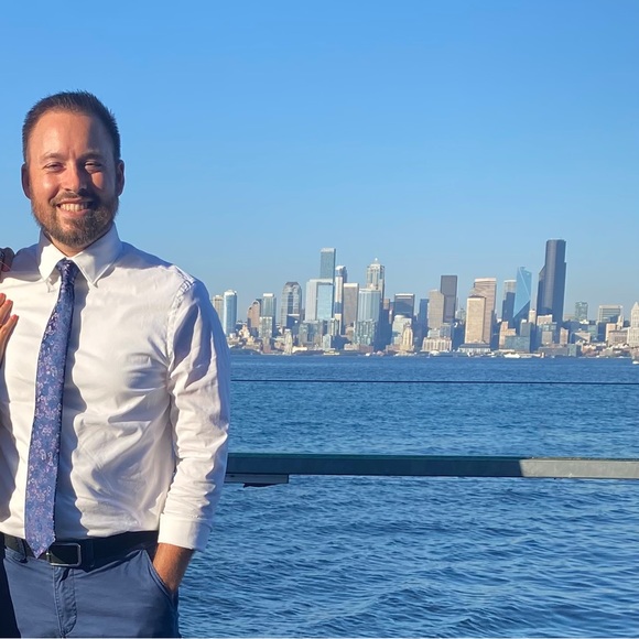 Profile Picture of Aaron Beisel (@beisel04) on Poshmark