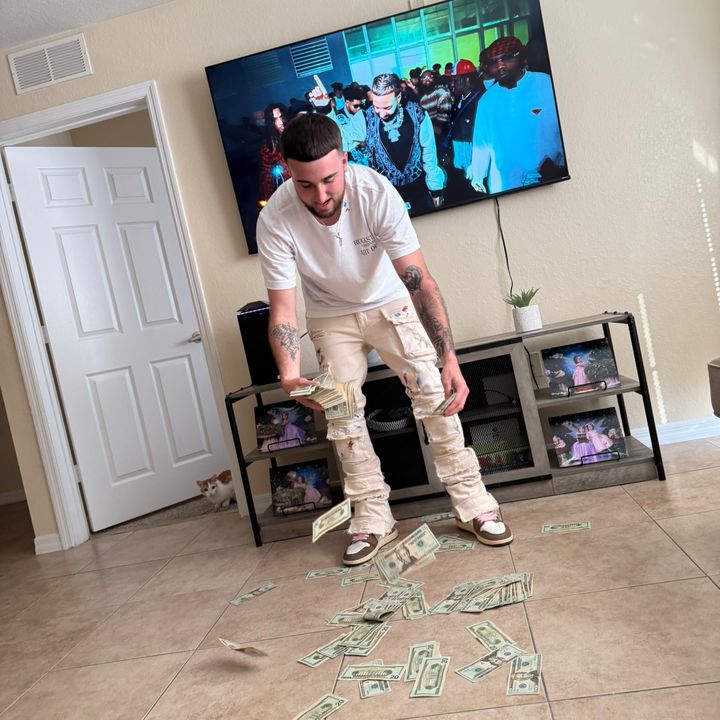 Profile Picture of Drew (@ludrewski) on Tiktok