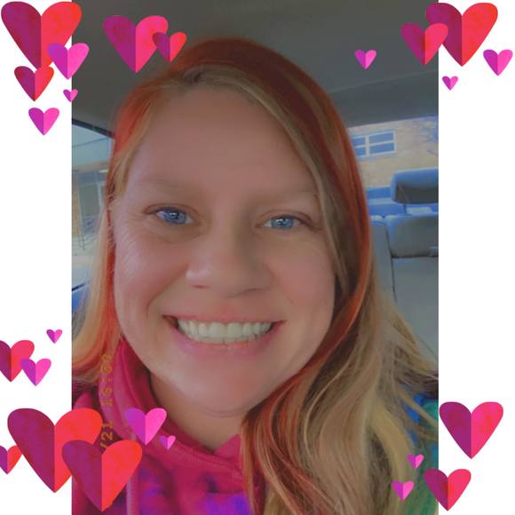 Profile Picture of Bryanne Potter (@brylovephil) on Poshmark