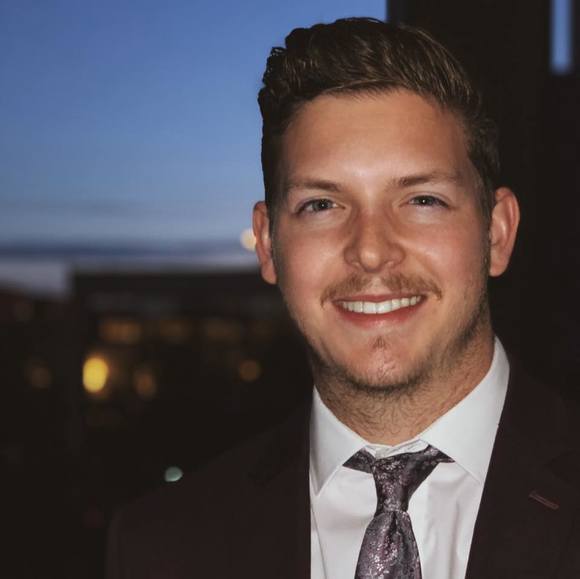 Profile Picture of Steven Sinclair (@ssincl1) on Poshmark