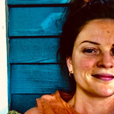 Profile Picture of Cara McLean (@cara_autumn) on Twitter