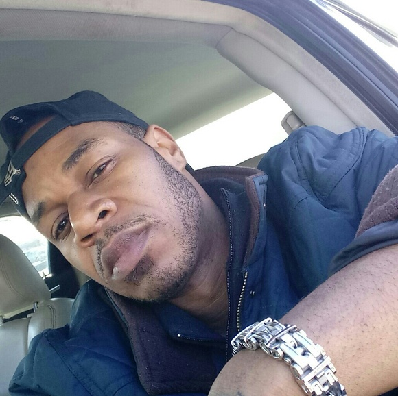 Profile Picture of Keith Moyers (@fedey1000) on Poshmark