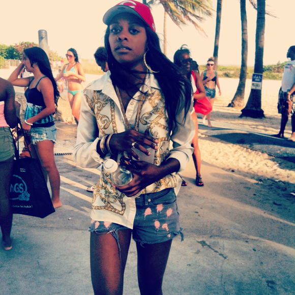 Profile Picture of Thrift Element (@prettyphilly) on Poshmark