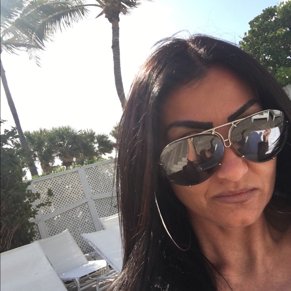 Profile Picture of Paola Masiello (@paolamasiello) on Poshmark