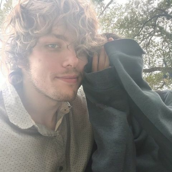 Profile Picture of Jacob Staton (@jacobstaton98) on Poshmark