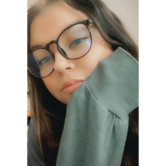 Profile Picture of Jordan Lepage (@jordanlepage49) on Poshmark