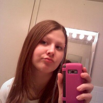 Profile Picture of Danielle Caspar (@dcdmv20735) on Twitter