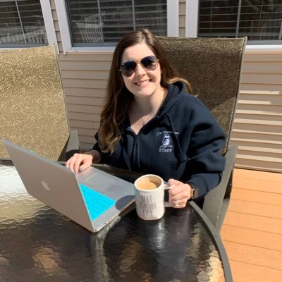 Profile Picture of Alexa Valenti (@valenti_alexa) on Twitter