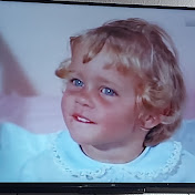 Profile Picture of Phoebe Parker (@phoebeparker6490) on Youtube