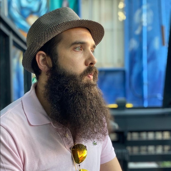 Profile Picture of Matthew Strang (@fodder4otter) on Poshmark