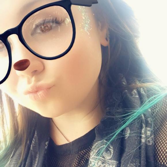 Profile Picture of Leanne Lieberum (@leanne_lieberum) on Poshmark