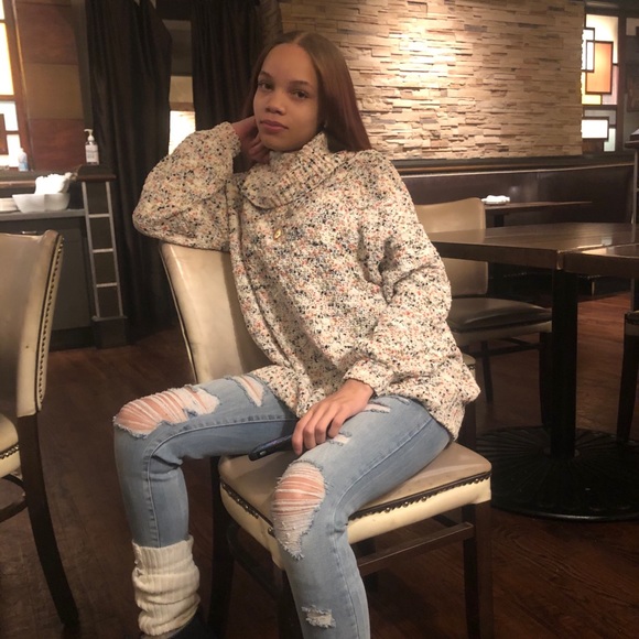 Profile Picture of Shi’onti Comithier (@shionti) on Poshmark