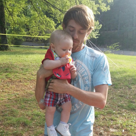 Profile Picture of Kyle Chatham (@kchatham01) on Poshmark