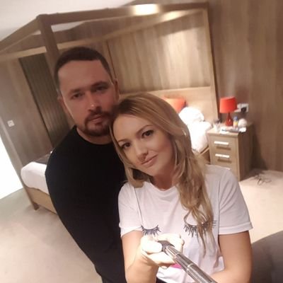 Profile Picture of Aaron Lumleyon Twitter