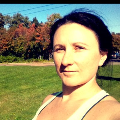 Profile Picture of Marsha Perry (@MarshaFitMomOf4) on Twitter