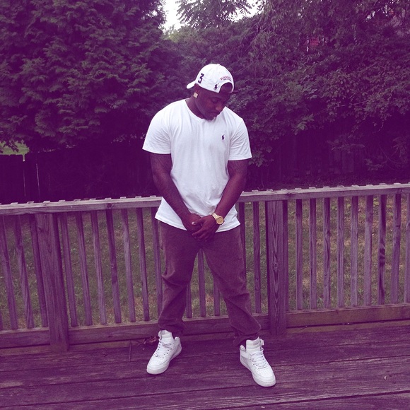 Profile Picture of Antonyio Boazman (@tone162nd) on Poshmark