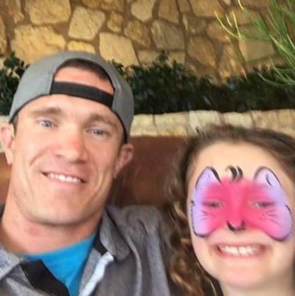 Kelly Heston - Poshmark Profile Picture of Kelly Heston (@kellyheston2020) on Poshmark