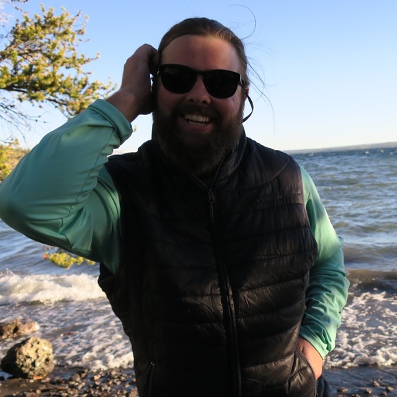 Profile Picture of William Cooley (@wbcooley) on Poshmark