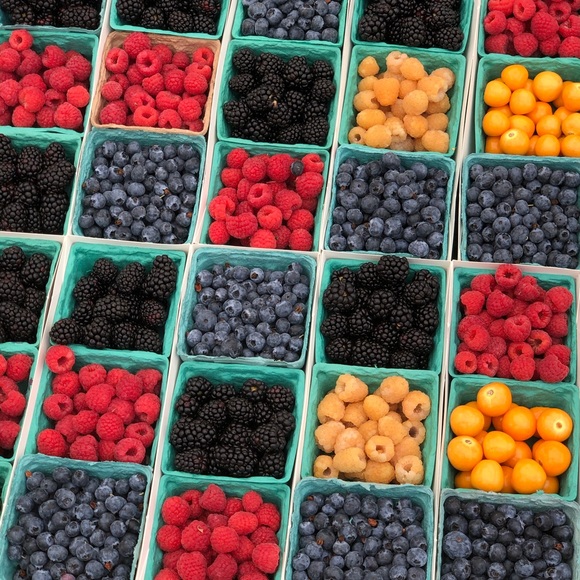 Profile Picture of Tiger Schenkman (@tsash00) on Poshmark