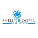 Profile Picture of Shelly Hooper (@besthomesinnaples) on Instagram