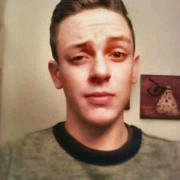 Profile Picture of Kevin Lillie (@kpuff420) on Poshmark