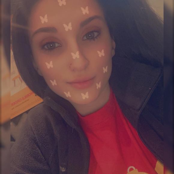 Profile Picture of Kylee Harper (@babymarie523) on Poshmark