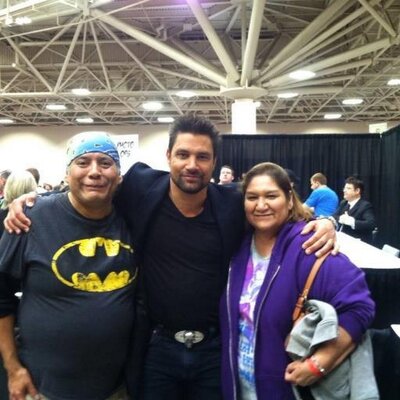 Profile Picture of Michael J. Lucio (@mjloveskateri) on Twitter