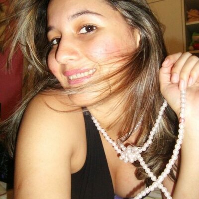 Profile Picture of Ana Paula (@paulaspink) on Twitter