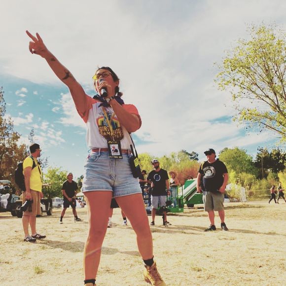 Profile Picture of Blakeshine Sawicki (@blakeshines) on Poshmark