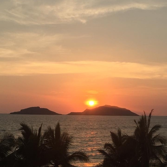 Profile Picture of Joe Pina (@joe_pina) on Poshmark