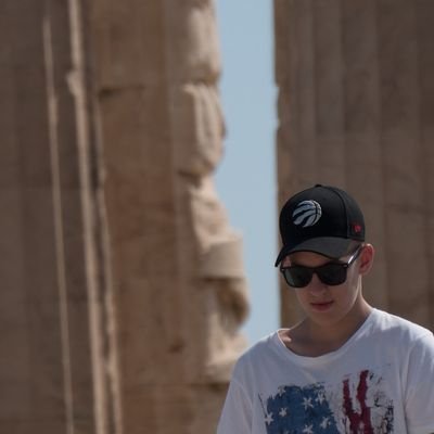 Profile Picture of Péter Freund (@PterFreund1) on Twitter