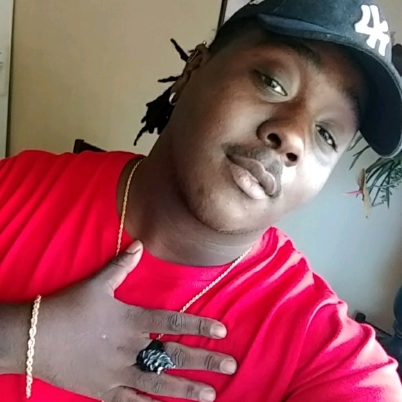 Profile Picture of Patrick Curry (@patcurry13jr) on Poshmark