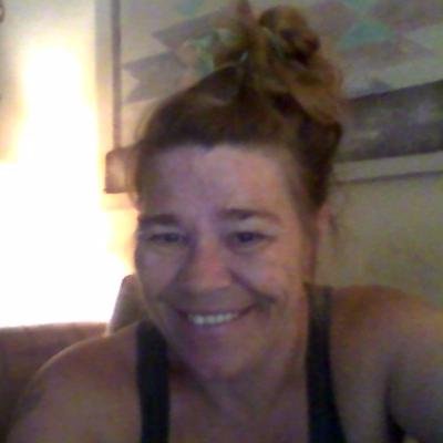 Profile Picture of Juli Adams (@Juli_G_Adams) on Twitter