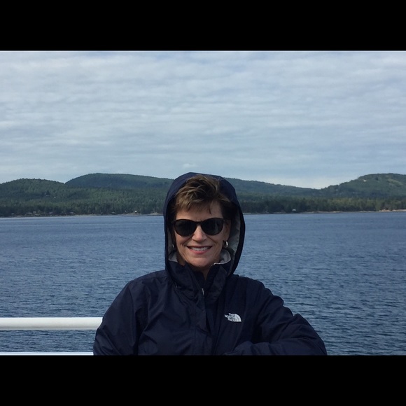 Profile Picture of Christine Danter (@cmdanter1) on Poshmark