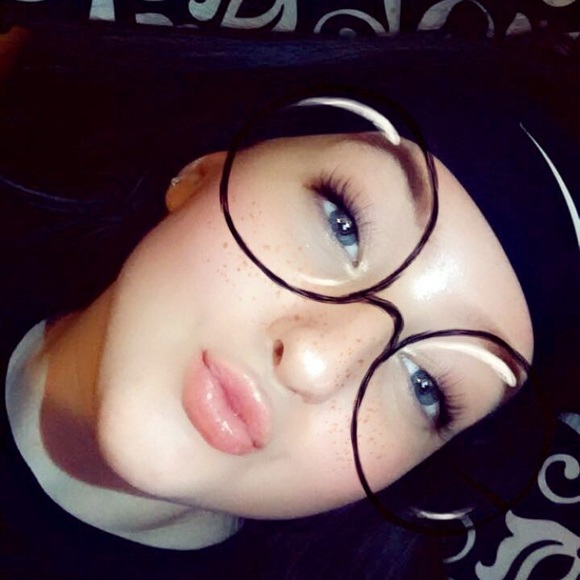 Profile Picture of Hayley Mcgowan (@hayley__13) on Poshmark