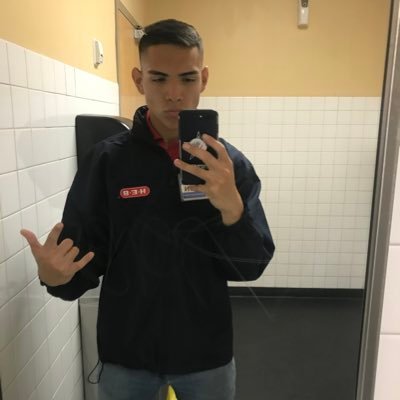 Profile Picture of Aaron David Gonzales (@AaronGonzales__) on Twitter